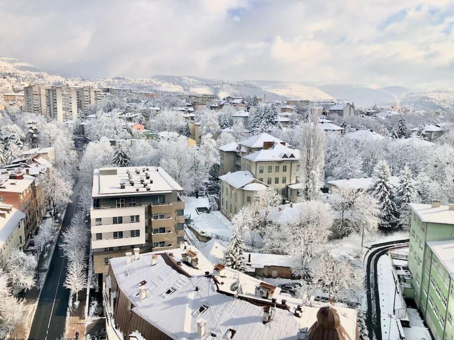 2 Bedroom Penthouse In City Center, Free Parking Sarajewo Zewnętrze zdjęcie