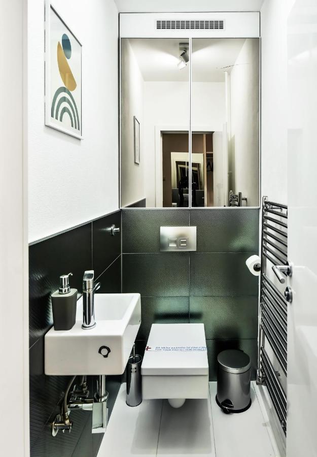 2 Bedroom Penthouse In City Center, Free Parking Sarajewo Zewnętrze zdjęcie