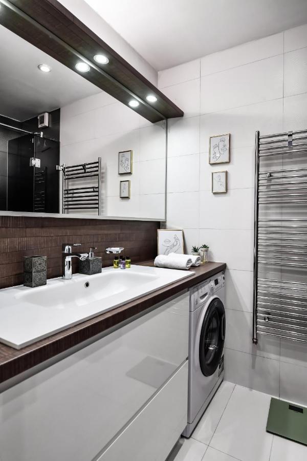 2 Bedroom Penthouse In City Center, Free Parking Sarajewo Zewnętrze zdjęcie